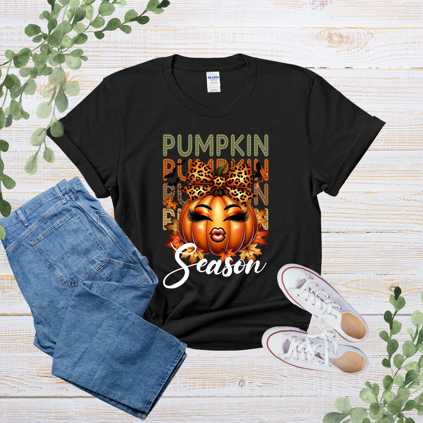 Pumpkin Season Leopard Bow Shirt | Cute Fall Graphic Tee | Sassy Pumpkin Lips Autumn T-Shirt (Sโ5XL)